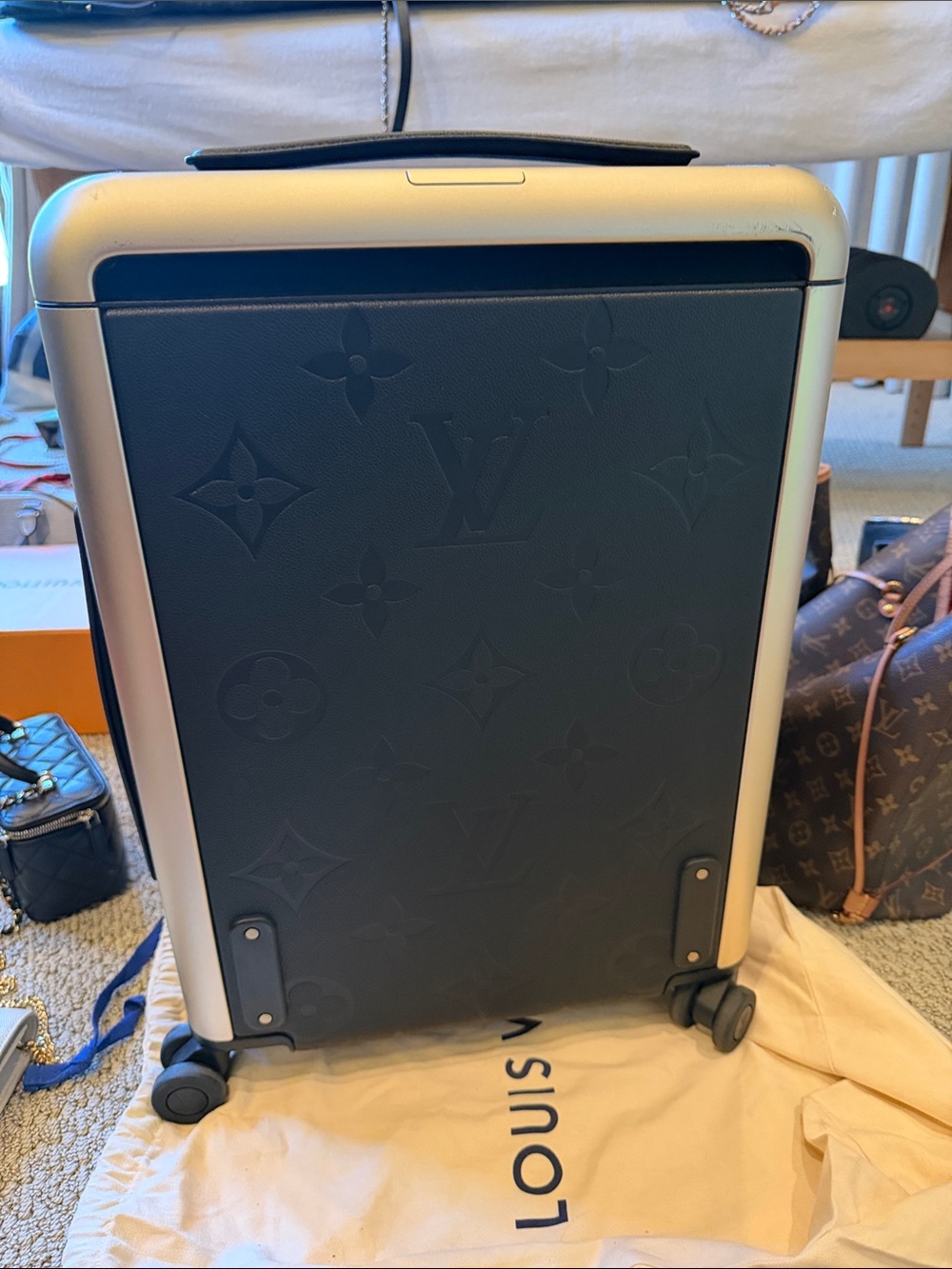 Louis Vuitton Black Embossed Monogram Carry-On - Picture 2 of 10